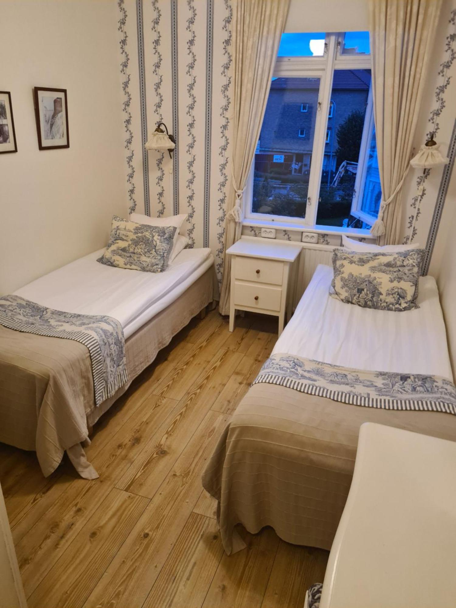 Hotell Viking Uddevalla Esterno foto